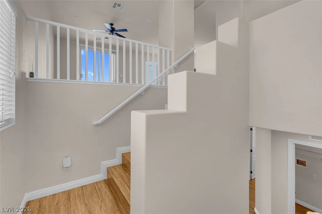 10512 Nantucket Ridge, Las Vegas, NV 89166