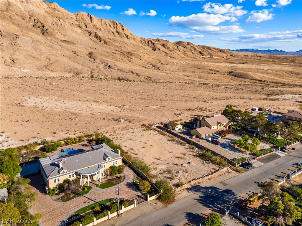 310 Peaceful, Las Vegas, NV 89110