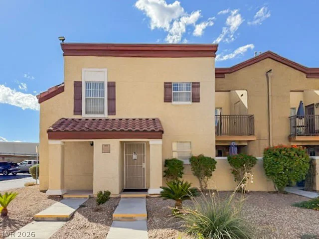 2801 Rainbow, Las Vegas, NV 89108