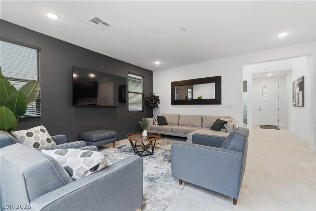 544 Front Range, North Las Vegas, NV 89084
