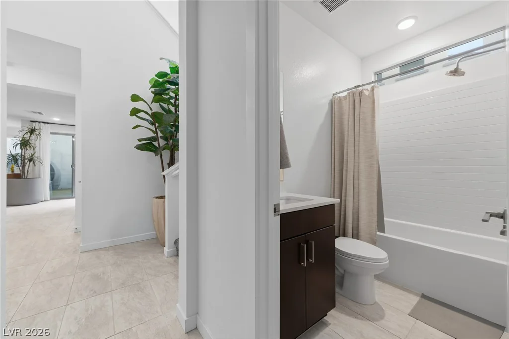 544 Front Range, North Las Vegas, NV 89084