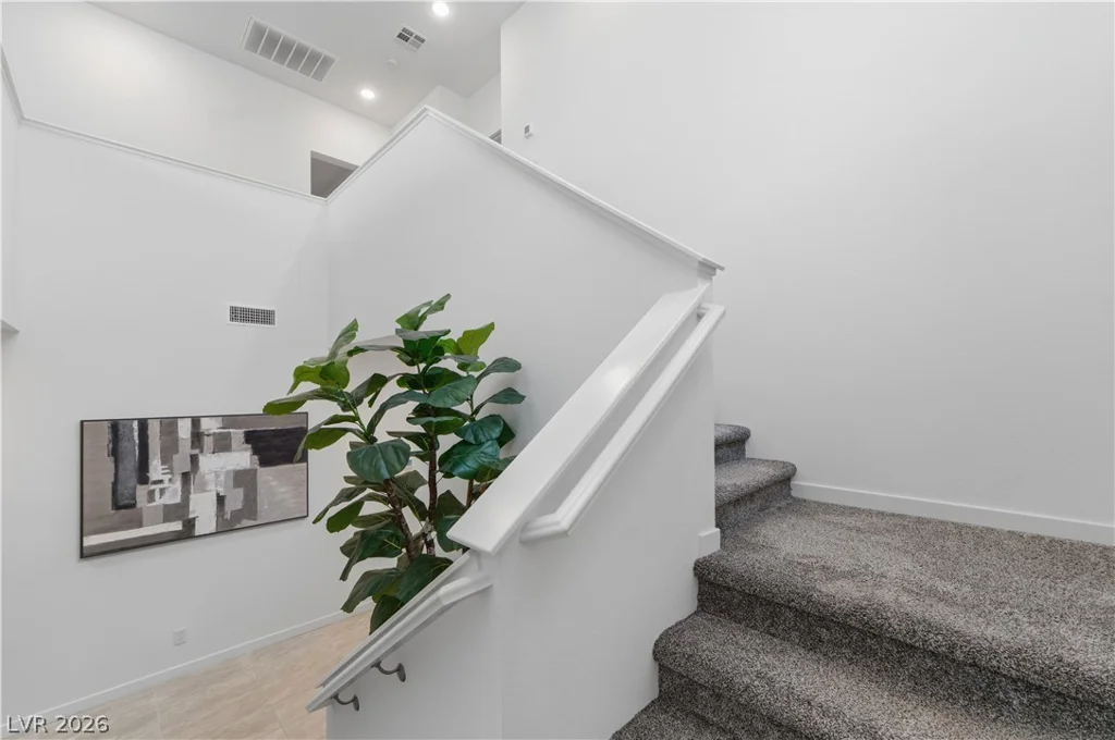 544 Front Range, North Las Vegas, NV 89084