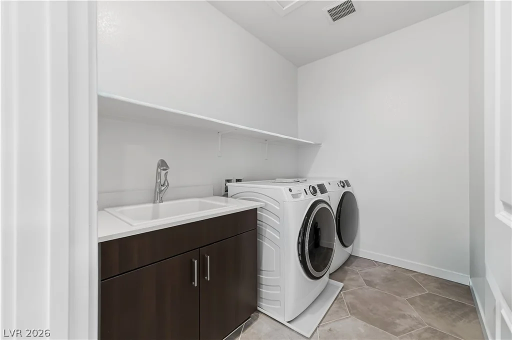 544 Front Range, North Las Vegas, NV 89084