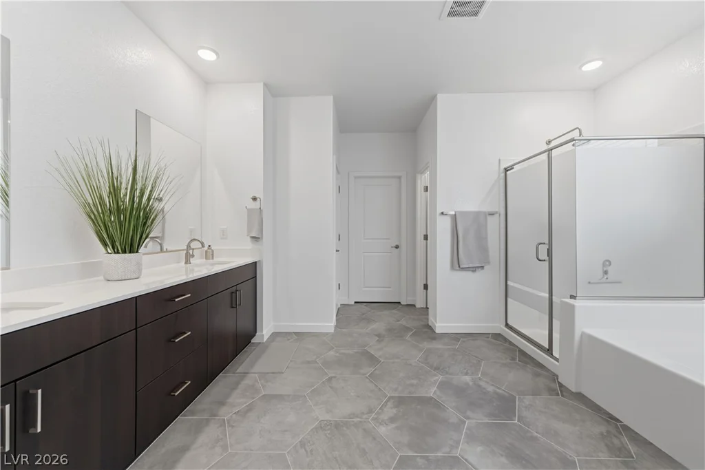 544 Front Range, North Las Vegas, NV 89084