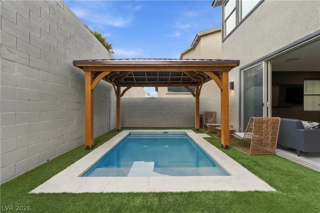 544 Front Range, North Las Vegas, NV 89084