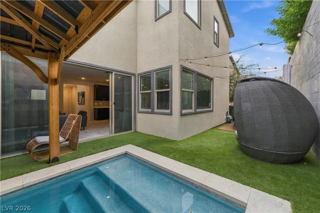 544 Front Range, North Las Vegas, NV 89084