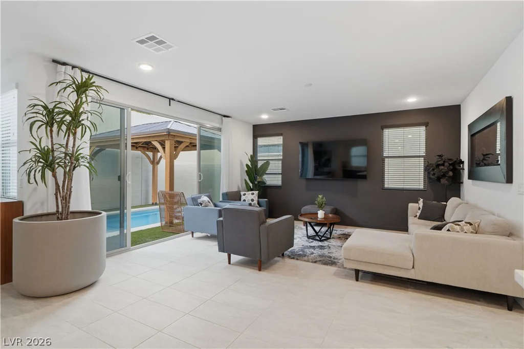 544 Front Range, North Las Vegas, NV 89084