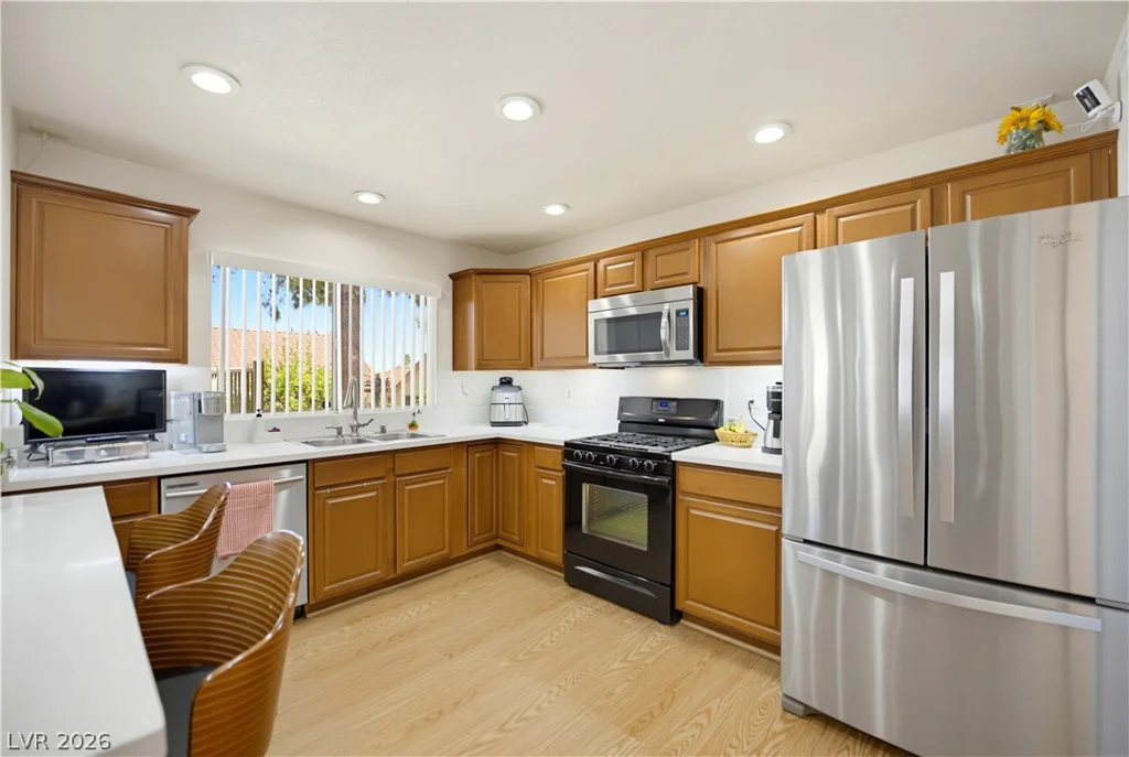9720 White Cloud, Las Vegas, NV 89134
