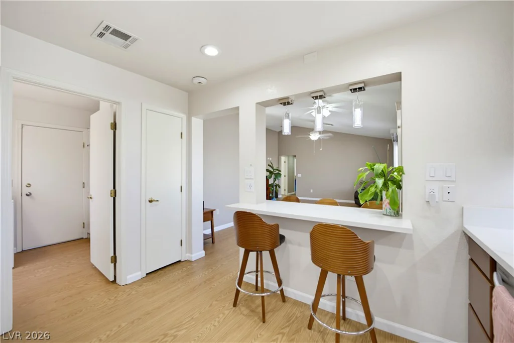 9720 White Cloud, Las Vegas, NV 89134