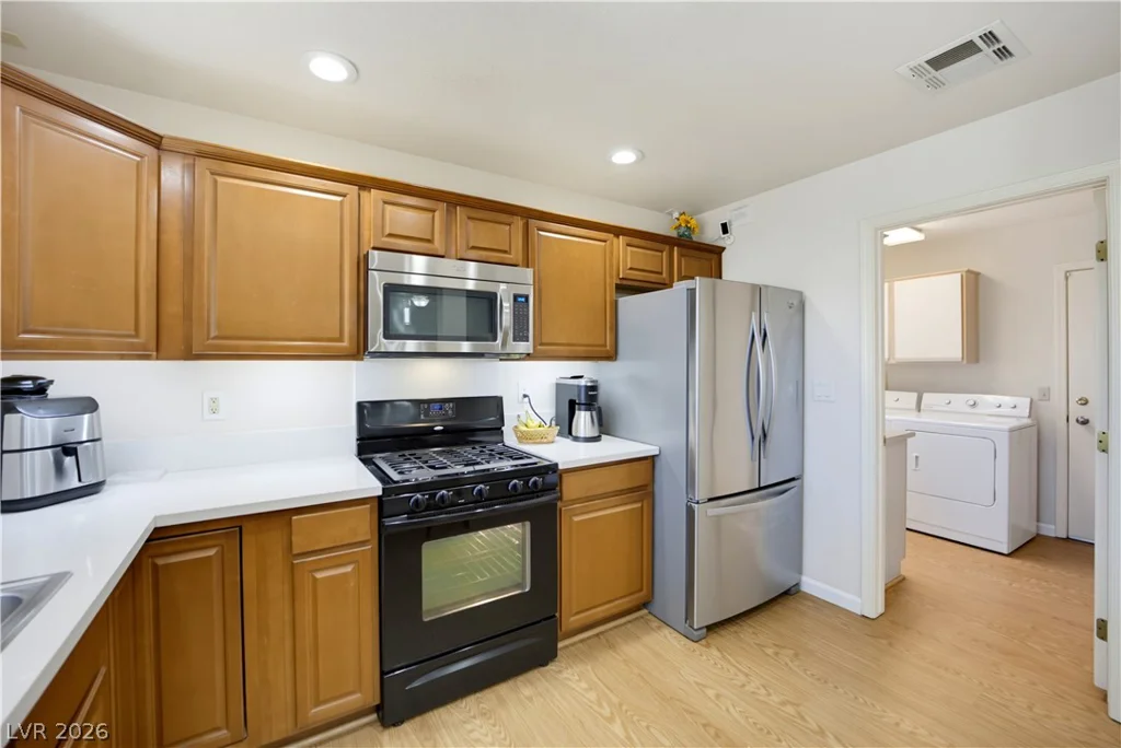 9720 White Cloud, Las Vegas, NV 89134