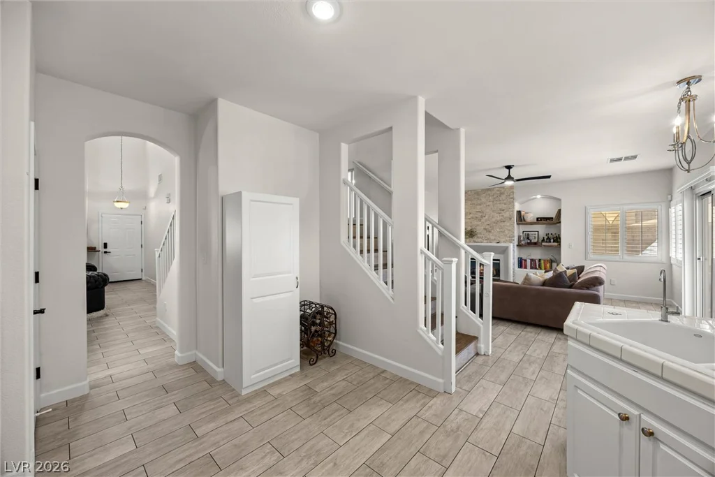 1421 Dragon Rock, Henderson, NV 89052