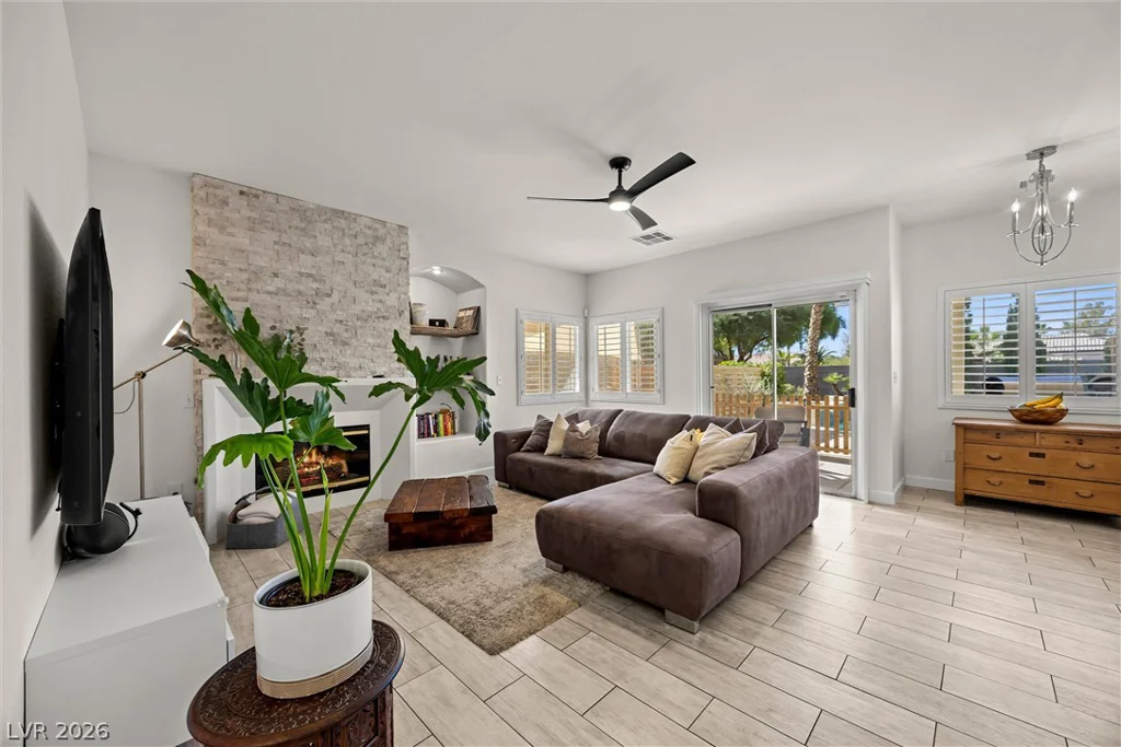 1421 Dragon Rock, Henderson, NV 89052