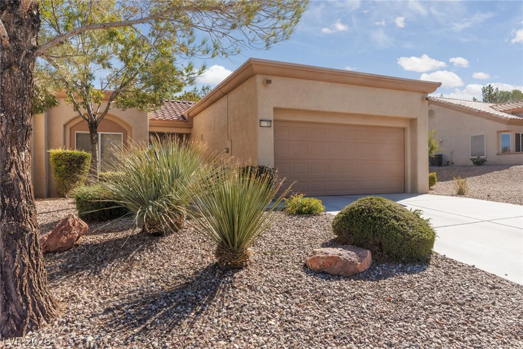 10633 Mission Lakes, Las Vegas, NV 89134