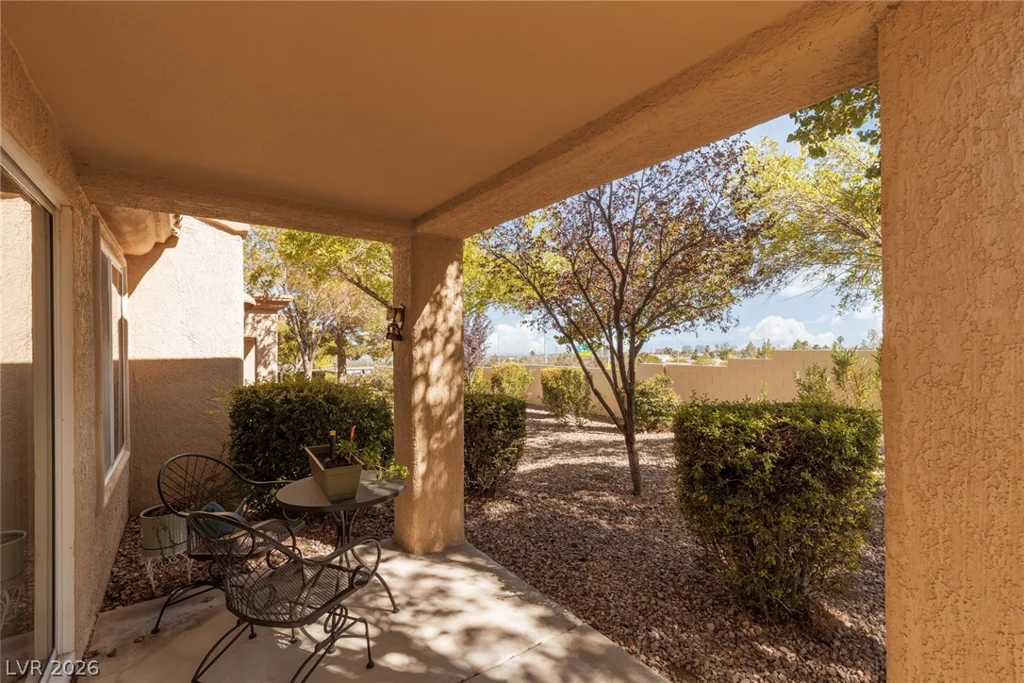 10633 Mission Lakes, Las Vegas, NV 89134