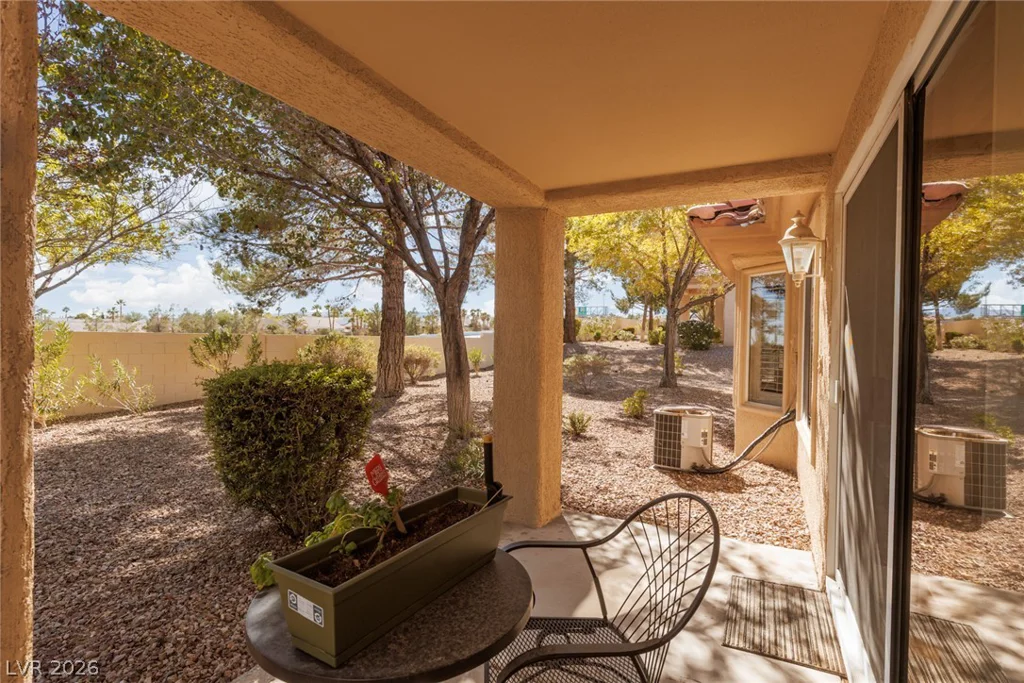 10633 Mission Lakes, Las Vegas, NV 89134