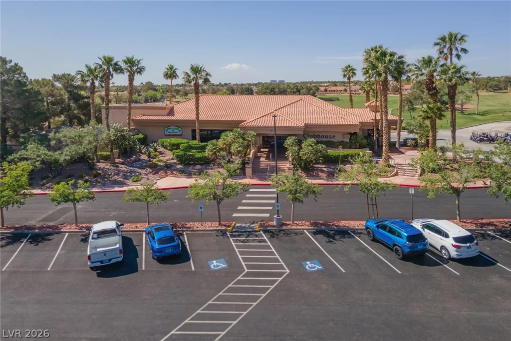10633 Mission Lakes, Las Vegas, NV 89134