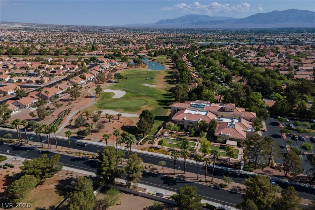 10633 Mission Lakes, Las Vegas, NV 89134