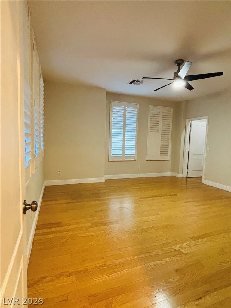 10716 Manchester Park, Las Vegas, NV 89141