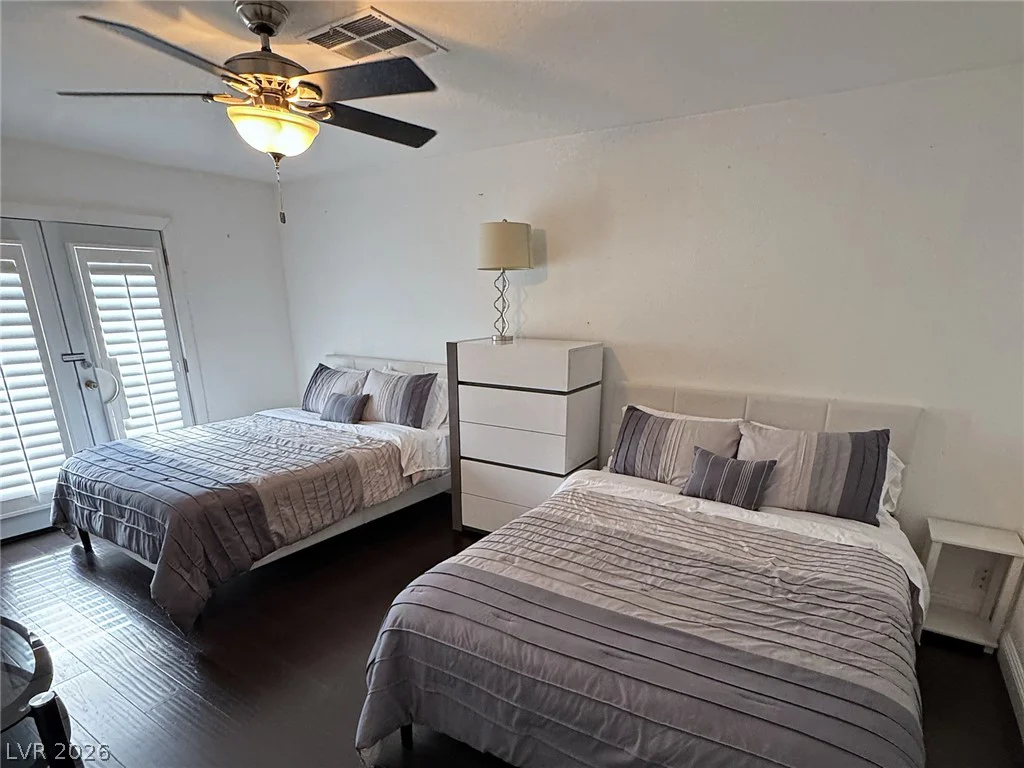 2682 Topaz, Las Vegas, NV 89121