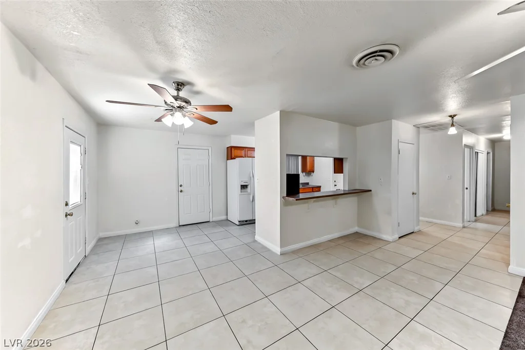229 Shadow, Las Vegas, NV 89106