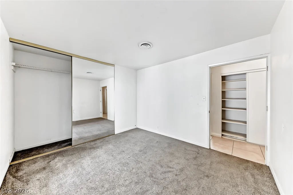 229 Shadow, Las Vegas, NV 89106