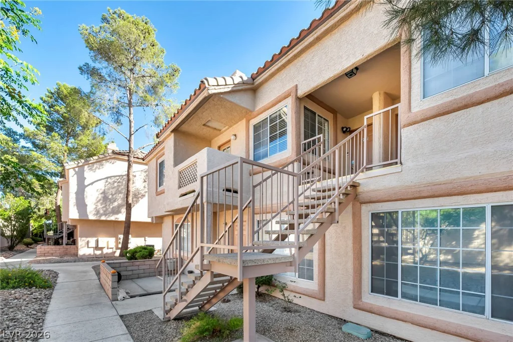 1600 Torrey Pines, Las Vegas, NV 89108
