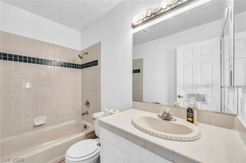 1600 Torrey Pines, Las Vegas, NV 89108
