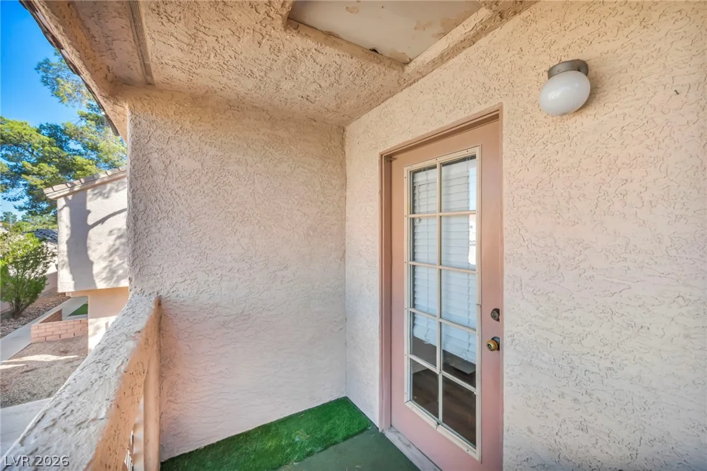 1600 Torrey Pines, Las Vegas, NV 89108