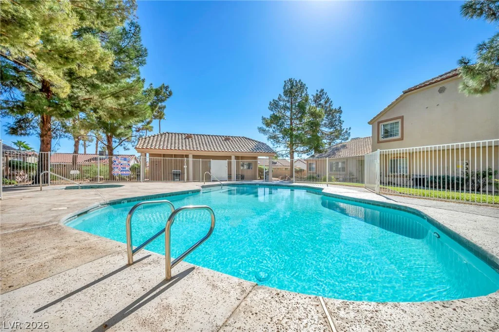 1600 Torrey Pines, Las Vegas, NV 89108