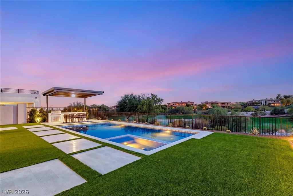 11533 Glowing Sunset, Las Vegas, NV 89135