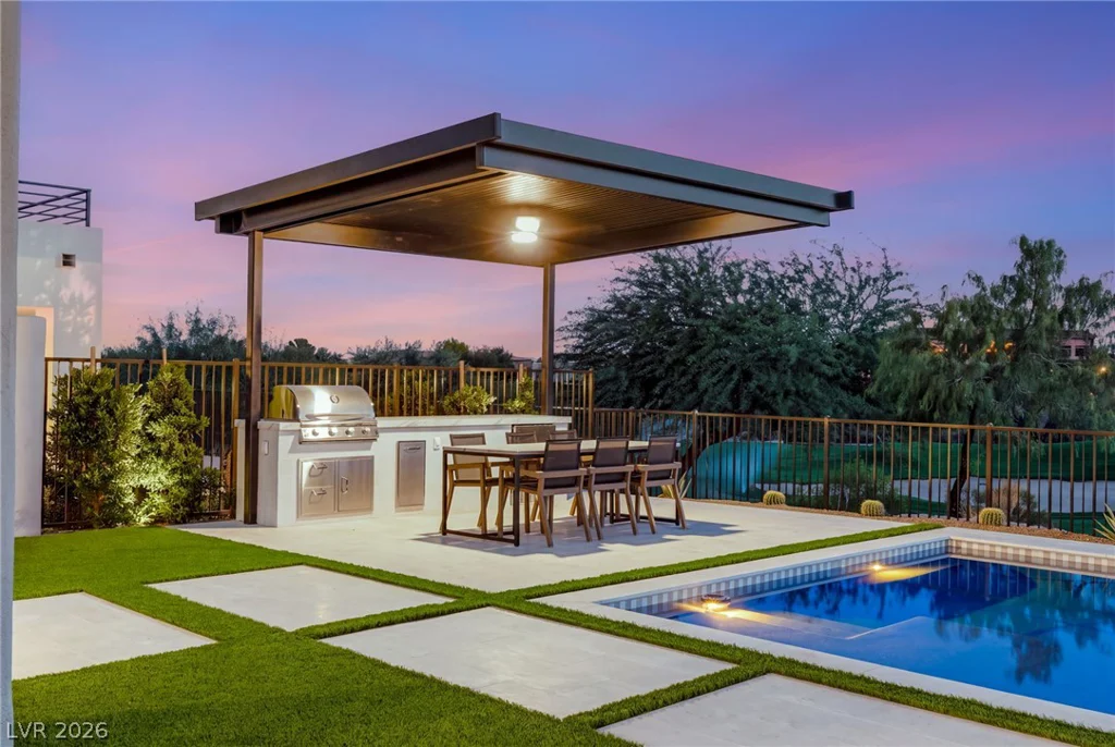 11533 Glowing Sunset, Las Vegas, NV 89135