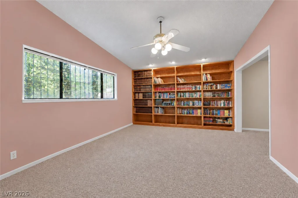3016 Calle De Laredo, Las Vegas, NV 89102