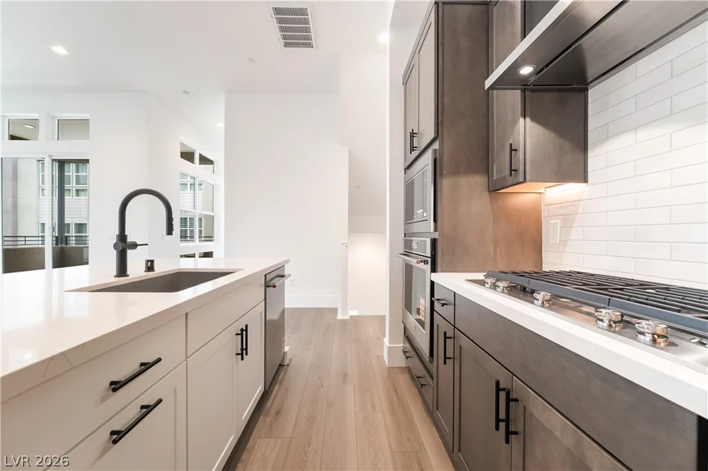2527 Cracked Stone, Henderson, NV 89044