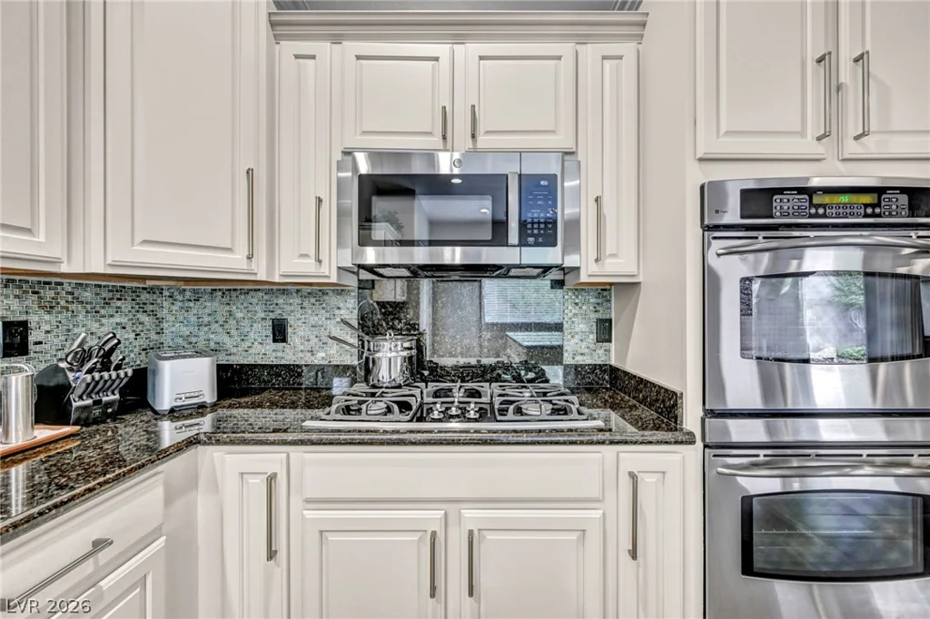 2672 La Boutique, Henderson, NV 89044