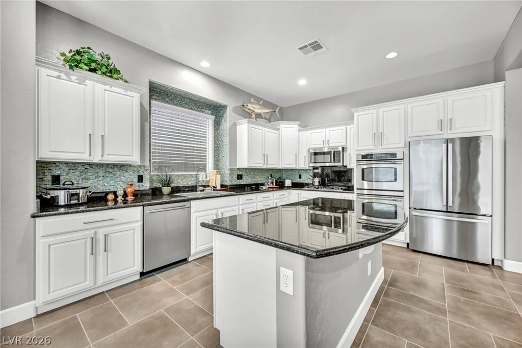 2672 La Boutique, Henderson, NV 89044