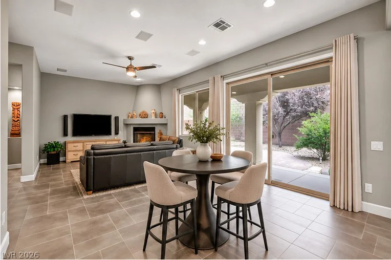 2672 La Boutique, Henderson, NV 89044
