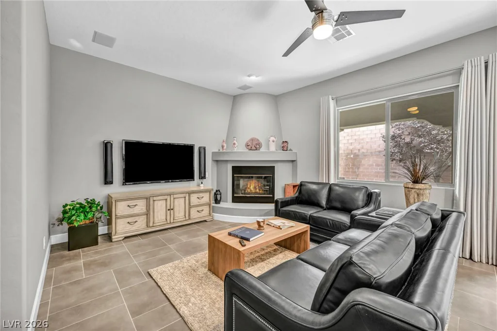 2672 La Boutique, Henderson, NV 89044