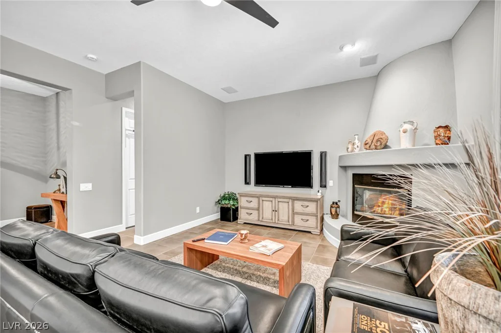 2672 La Boutique, Henderson, NV 89044