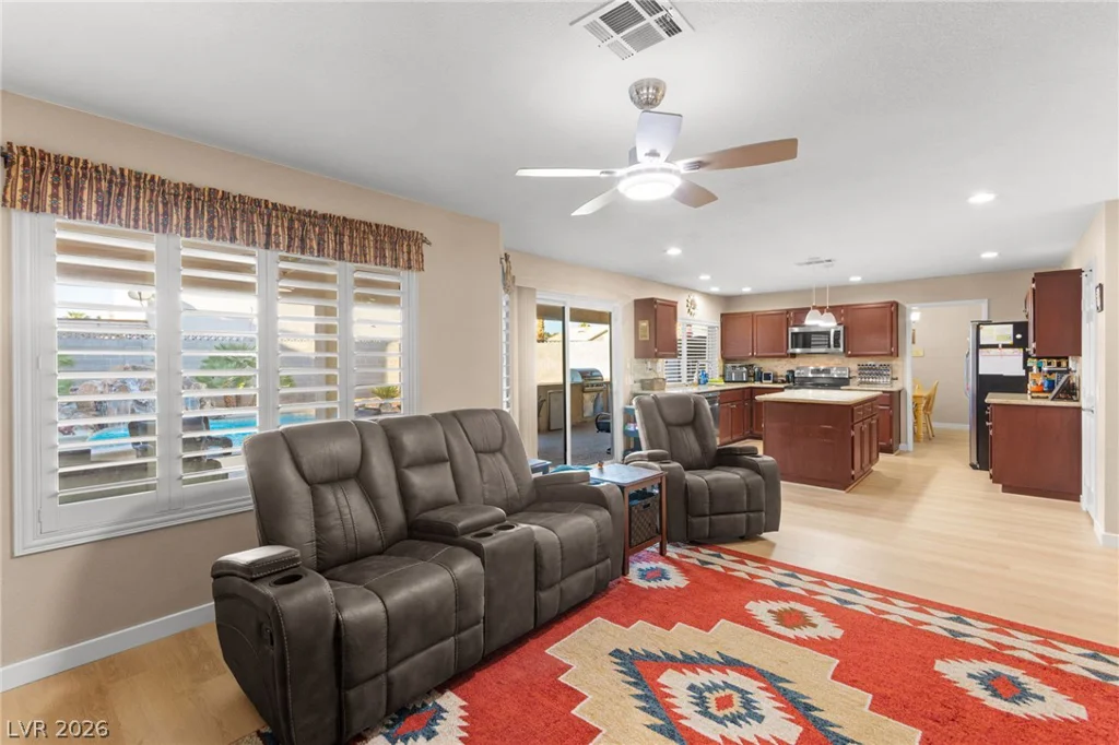 1524 Bright View, Las Vegas, NV 89119