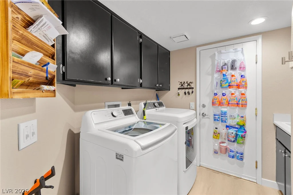 1524 Bright View, Las Vegas, NV 89119