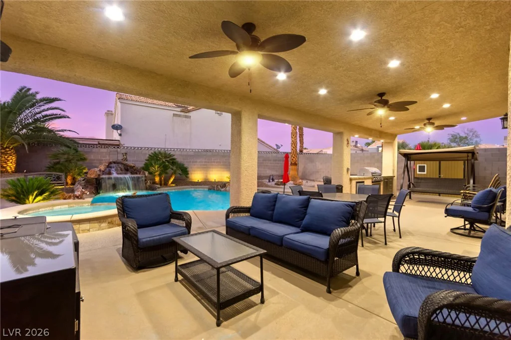 1524 Bright View, Las Vegas, NV 89119