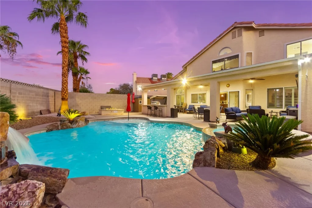1524 Bright View, Las Vegas, NV 89119