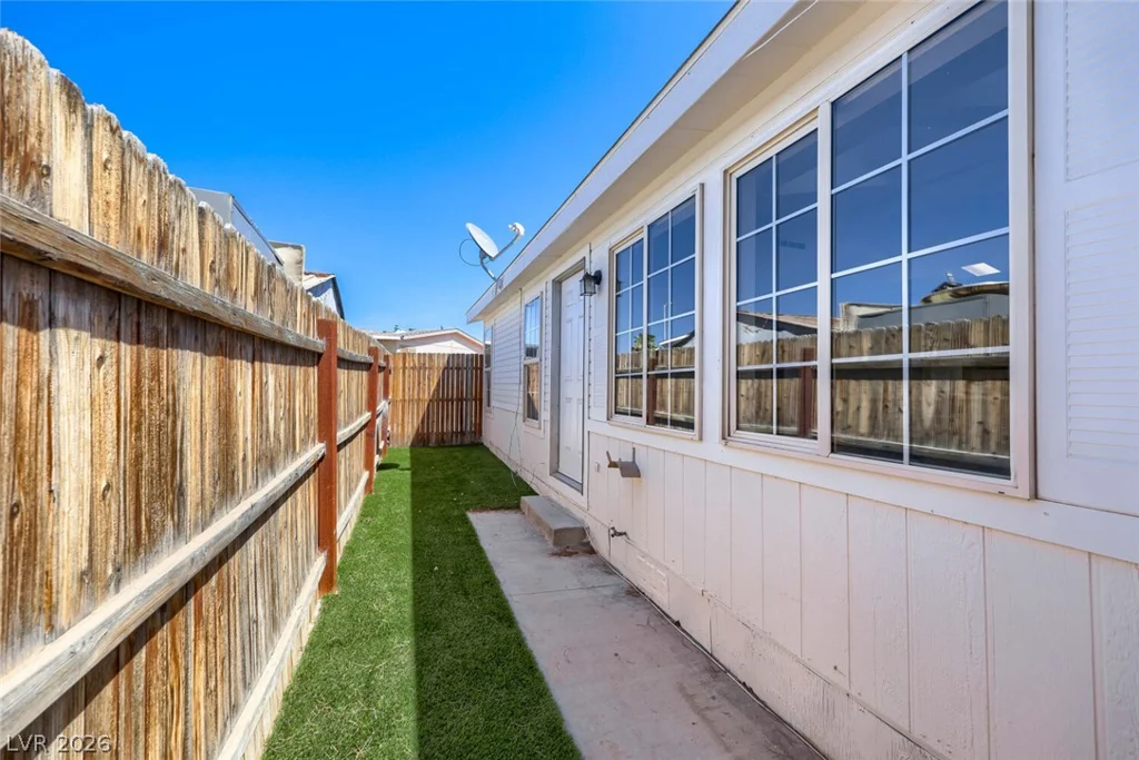 2854 Humboldt, Las Vegas, NV 89142