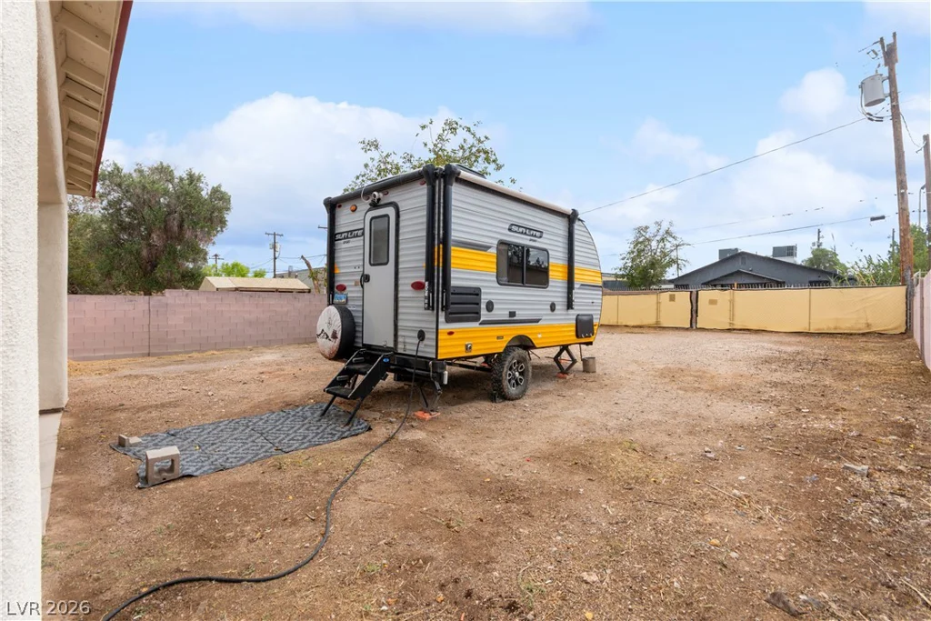 2522 Sunrise, Las Vegas, NV 89101