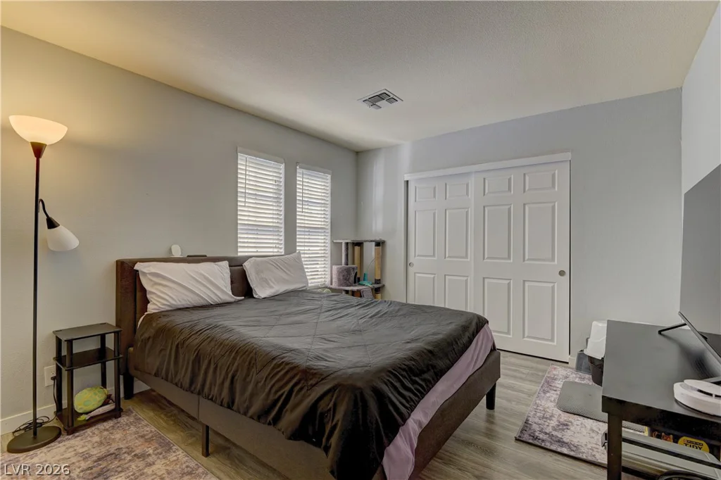 6546 Ironbark, Las Vegas, NV 89107