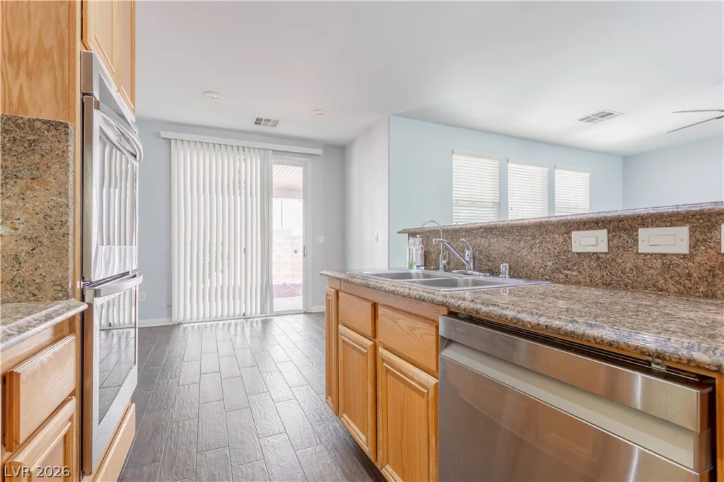 2136 Mountain Rail, North Las Vegas, NV 89084