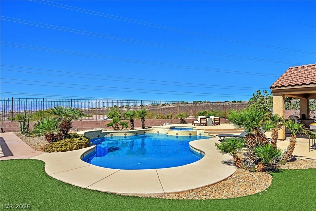 2296 Manosque, Henderson, NV 89044
