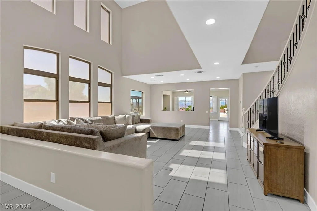 2296 Manosque, Henderson, NV 89044