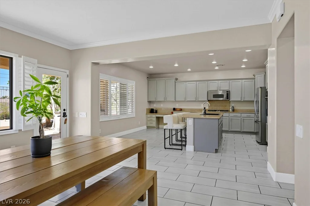 2296 Manosque, Henderson, NV 89044