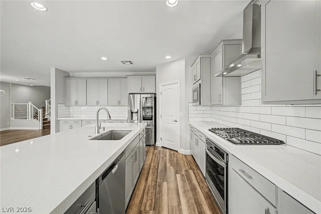 4618 Summer Azure, North Las Vegas, NV 89031